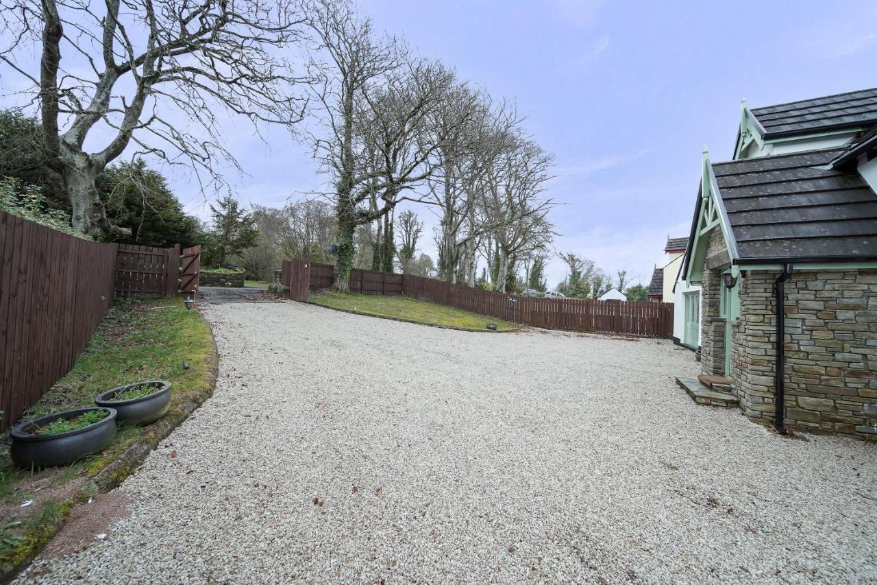 Luxury Accommodation With Games Room - Sleeps 10 Rathmullan Exterior photo